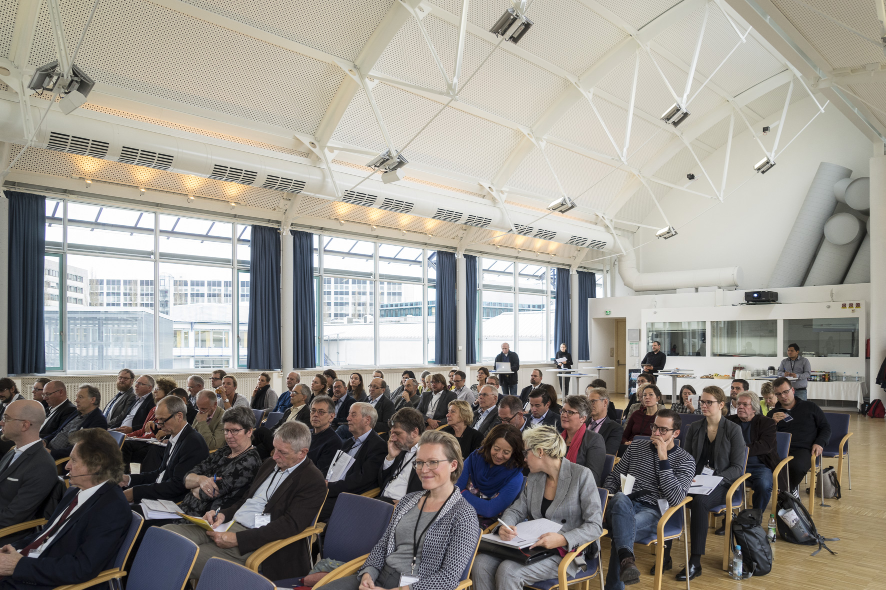 Das interessierte Auditorium im Gebäude der IHK Akademie München.