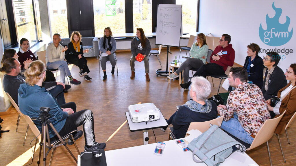 Victoria-Koestner_Wissensmanagement-in-Projekten